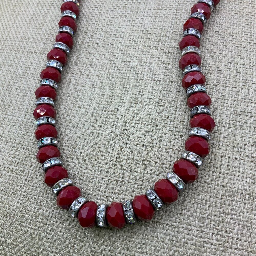 Red Beaded Crystal Silver Tone Stations Vintage Style 925 Chain Necklace